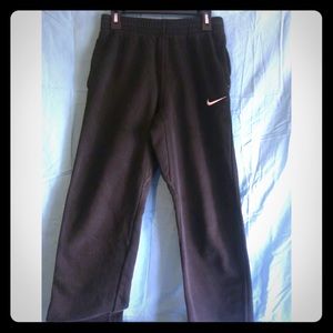 Nike Joggers Size Youth Medium 3 FOR $12 Offer